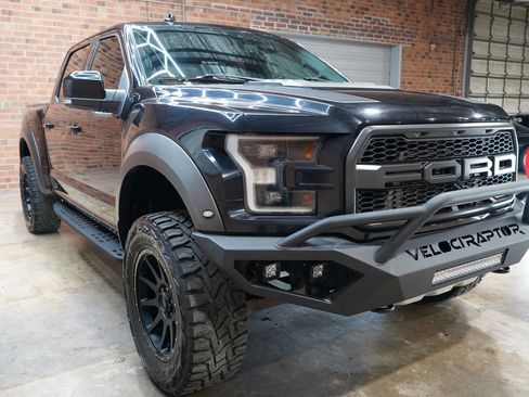 Used 2019 Ford F150 Raptor w/ Equipment Group 802A Luxury image 21