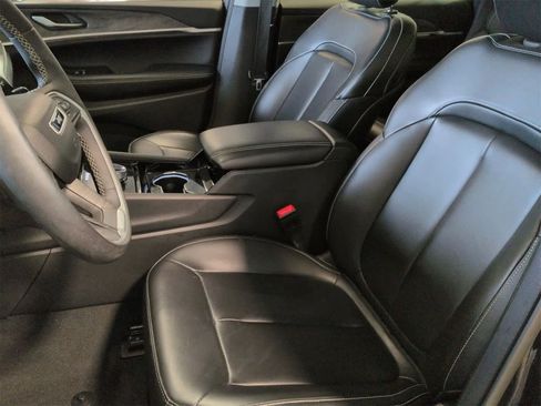 Certified 2023 Jeep Grand Cherokee L Limited image 17