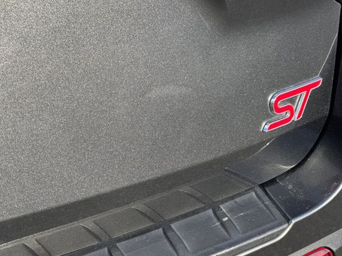 Used 2020 Ford Explorer ST w/ Premium Technology Package image 29