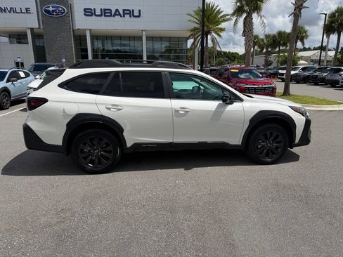 Used 2024 Subaru Outback Onyx Edition AWD/4WD image 3