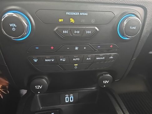 Used 2022 Ford Ranger XLT w/ Equipment Group 301A Mid AWD/4WD image 24