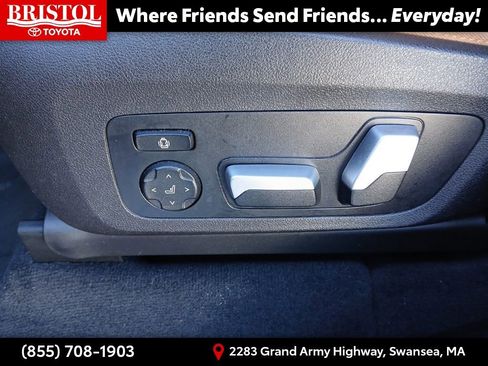 Used 2021 BMW X3 xDrive30i w/ Premium Package image 22