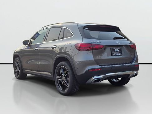 New 2026 Mercedes-Benz GLA 250 4MATIC image 4