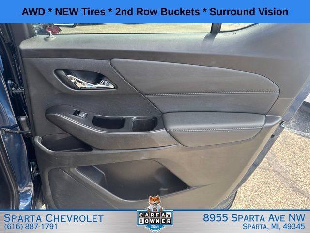 Used 2023 Chevrolet Traverse LT w/ Rear Camera Mirror Package AWD/4WD image 29
