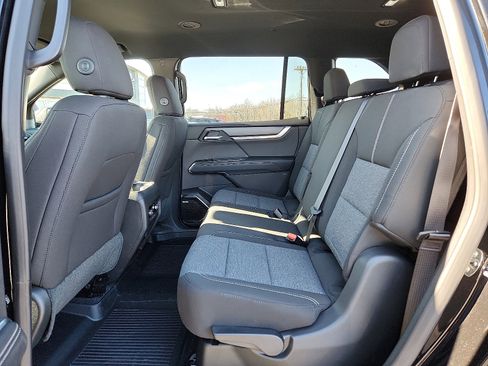 New 2025 GMC Acadia Elevation w/ LPO, Floor Liner Package image 7