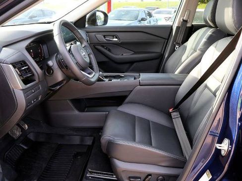 Certified 2024 Nissan Rogue SL w/ SL Premium Package FWD image 19