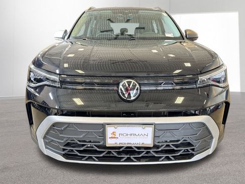 Used 2025 Volkswagen Taos S image 22