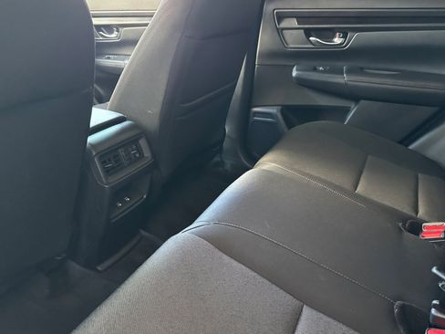 Used 2025 Honda CR-V Sport image 28