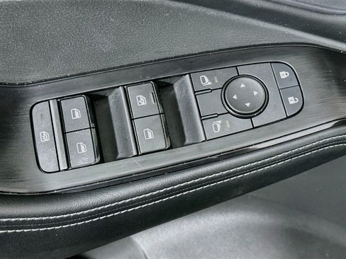 Used 2026 Nissan Rogue SV AWD/4WD image 15