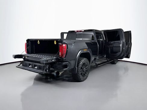 Used 2022 GMC Sierra 3500 Denali w/ Denali Black Diamond Edition AWD/4WD image 25