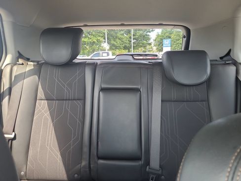 Used 2019 Chevrolet Trax LT w/ LT Convenience Package FWD image 32