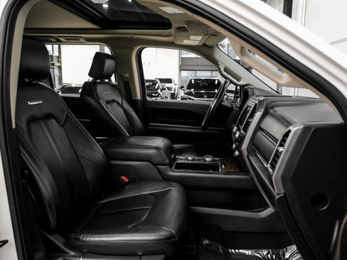 Used 2021 Ford Expedition Platinum AWD/4WD image 34