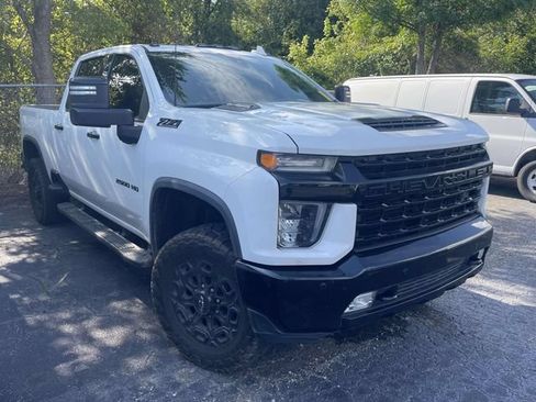 Used 2022 Chevrolet Silverado 2500 LTZ w/ LTZ Plus Package AWD/4WD image 2