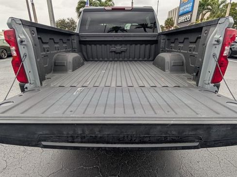 Used 2025 Chevrolet Silverado 1500 Custom Trail Boss w/ LPO, Dark Essentials Package image 16