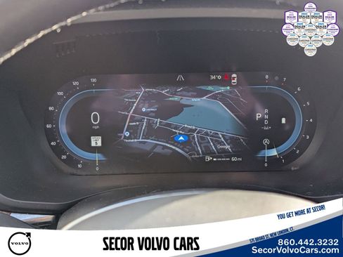 Certified 2023 Volvo XC60 B5 Plus AWD/4WD image 14