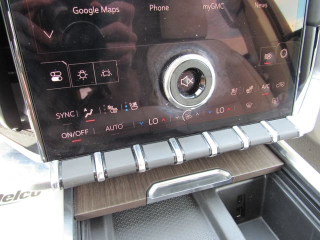 Used 2024 GMC Acadia Denali w/ Super Cruise Package FWD image 21
