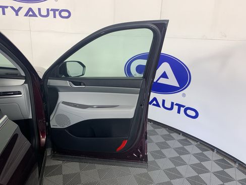 Used 2024 Hyundai Palisade SEL FWD image 41