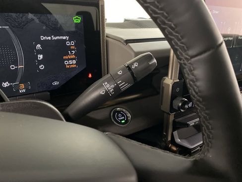 Used 2024 GMC Hummer EV 2X image 22