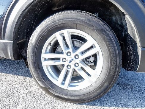 Used 2023 Ford Explorer XLT w/ Equipment Group 202A image 14