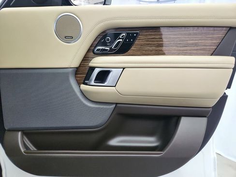 Used 2019 Land Rover Range Rover HSE AWD/4WD image 32