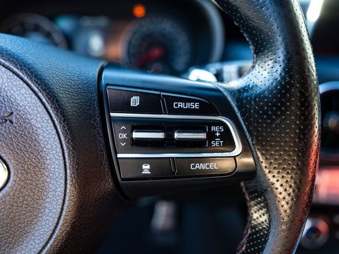 Used 2019 Kia Stinger GT2 image 17