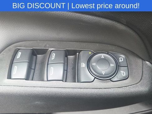 Used 2024 Chevrolet Equinox LT FWD image 26