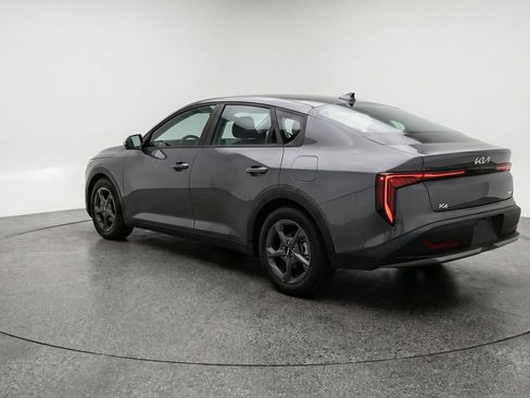 Used 2025 Kia K4 FWD image 5