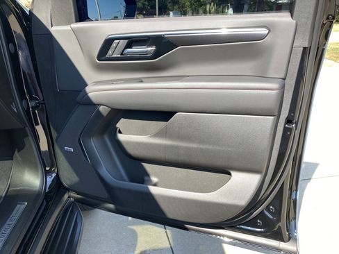 New 2025 Chevrolet Suburban RST w/ Advanced Technology Package image 25