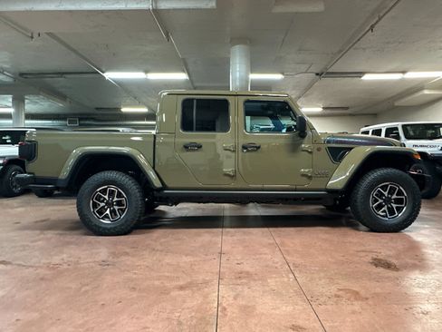 New 2026 Jeep Gladiator Rubicon AWD/4WD image 6