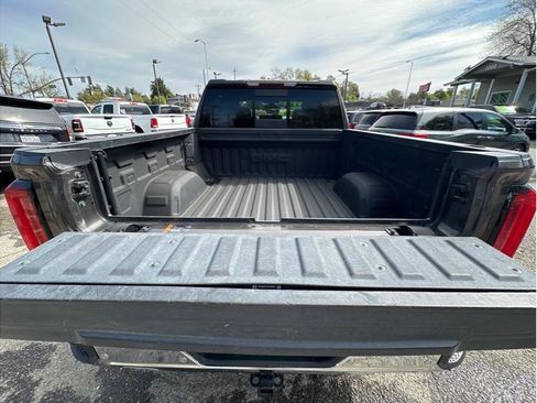 Used 2020 GMC Sierra 1500 SLT w/ SLT Premium Plus Package image 7