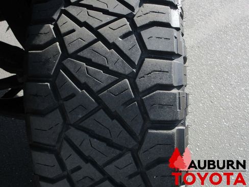 Used 2015 Ford F150 XLT w/ Equipment Group 302A Luxury image 6