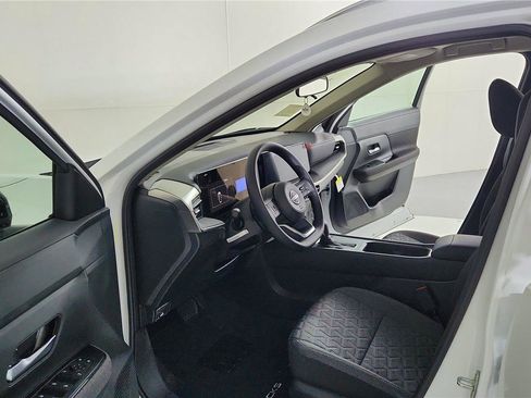 New 2026 Nissan Kicks SV w/ Cold Weather Package image 15