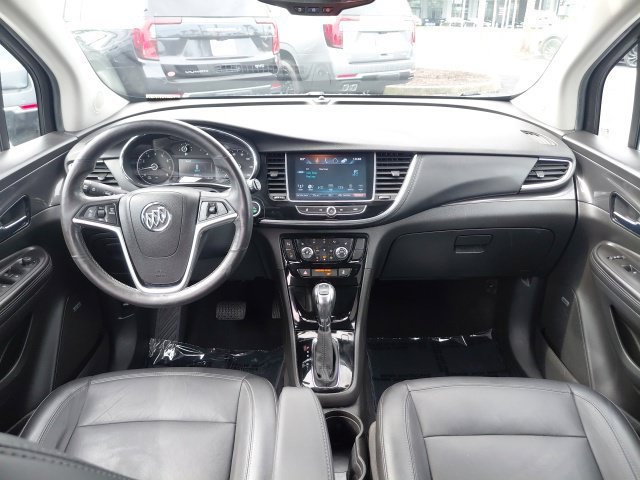 Used 2018 Buick Encore Premium w/ Experience Buick Package FWD image 16