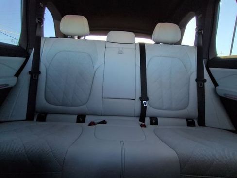 Used 2024 BMW X5 xDrive50e w/ Premium Package image 5