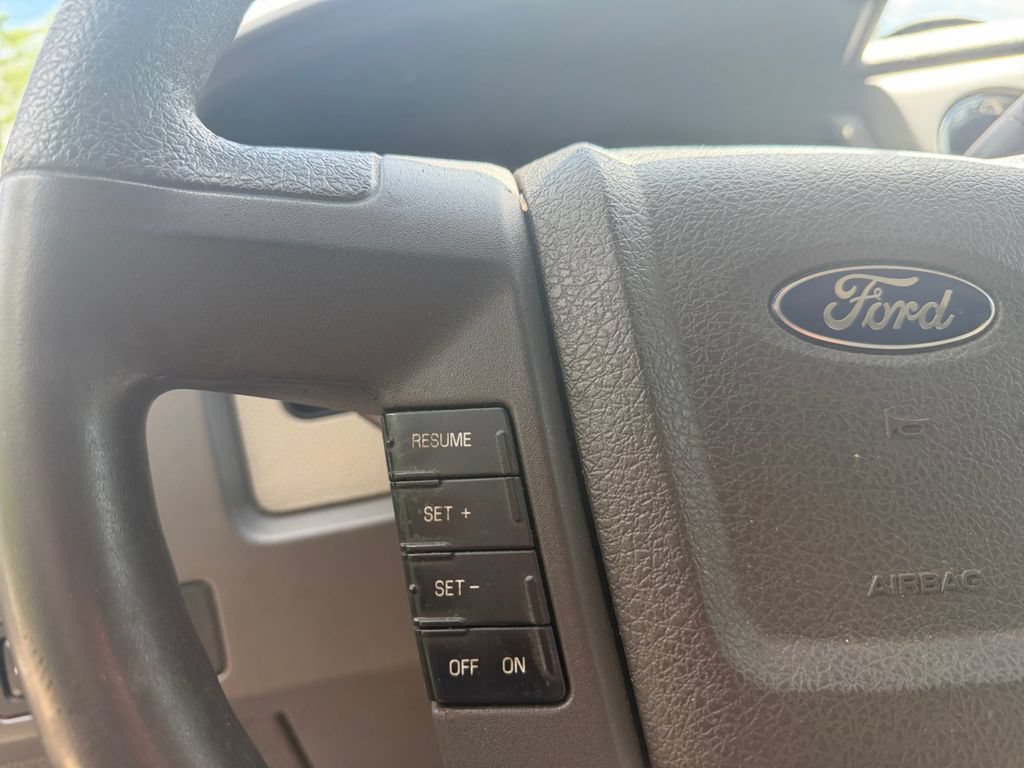 Used 2010 Ford F150 XLT AWD/4WD image 16
