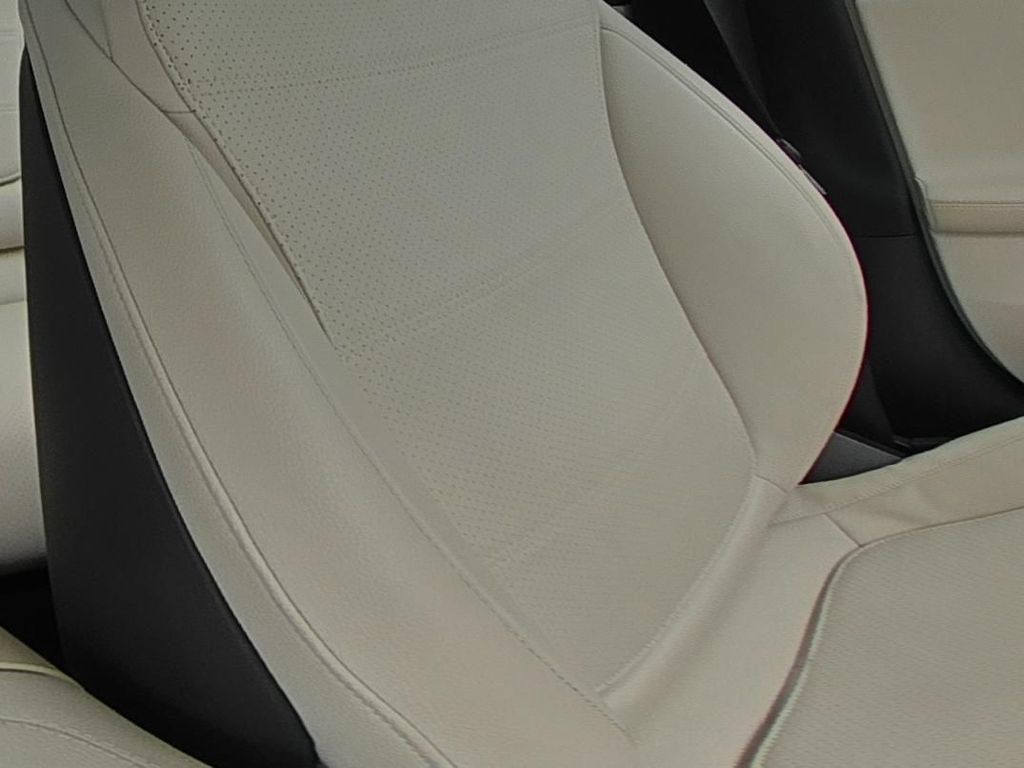 Used 2023 Mercedes-Benz C 300 Sedan w/ Exclusive Trim Package image 14