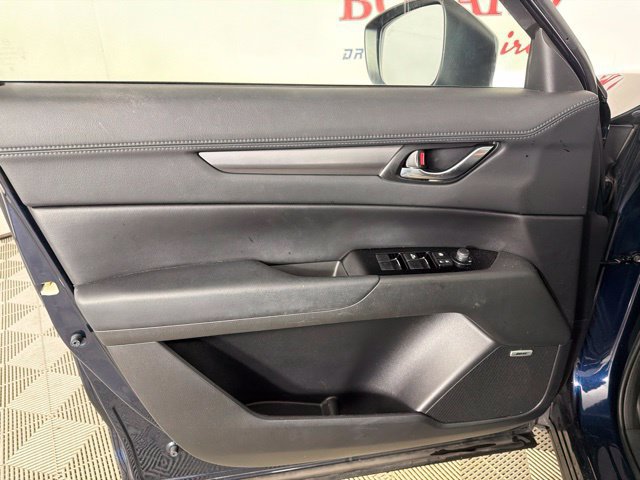 Used 2017 MAZDA CX-5 Touring w/ Preferred Equipment Package AWD/4WD image 20