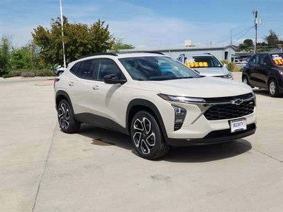 New 2026 Chevrolet Trax RS w/ Sunroof Package