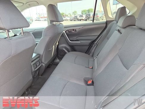 Used 2022 Toyota RAV4 LE w/ Carpet Mat Package (TMS) AWD/4WD image 21