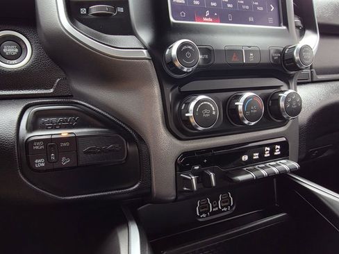 Used 2024 RAM 2500 Big Horn w/ Off Road Package image 18