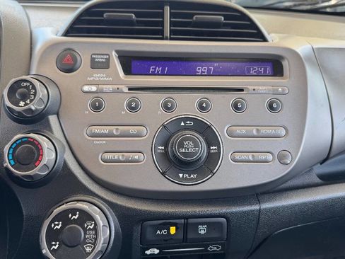 Used 2013 Honda Fit image 15