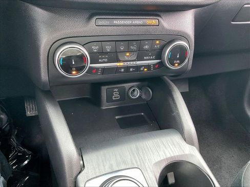 Used 2024 Ford Escape Active image 24