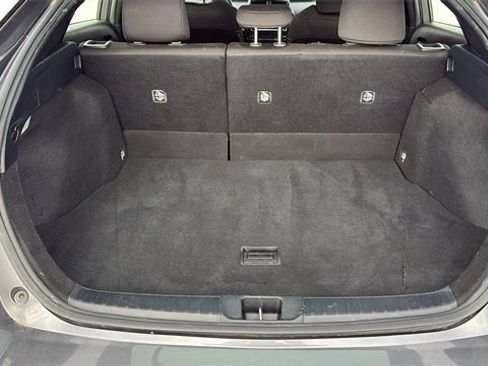 Used 2021 Toyota Prius LE image 23