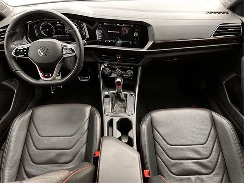 Used 2022 Volkswagen Jetta GLI Autobahn image 12