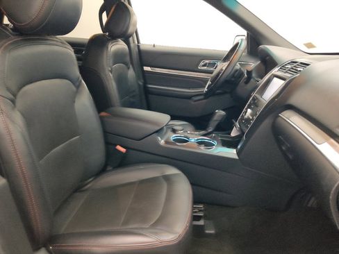Used 2016 Ford Explorer Sport w/ Equipment Group 401A AWD/4WD image 21