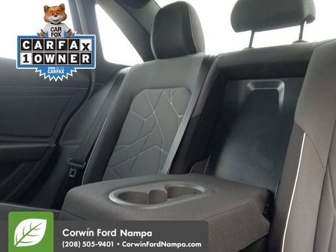 Used 2025 Volkswagen Jetta Sport FWD image 27