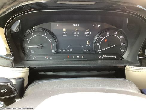 Used 2022 Lincoln Corsair FWD w/ Premium Package image 13
