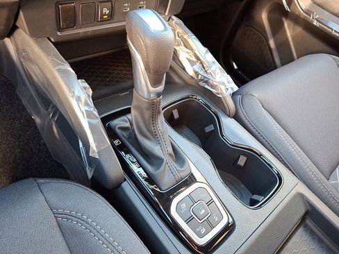 New 2026 Nissan Frontier SV w/ Tow Package image 10