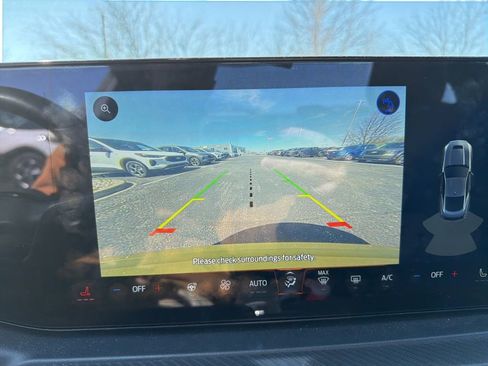 Used 2024 Ford Mustang GT Premium image 8