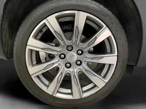 Used 2019 Cadillac XT4 Premium Luxury FWD image 27